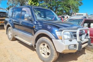 2002 Mitsubishi Pajero 