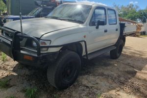 2003 Toyota Hilux 