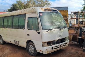 2005 Toyota Coaster