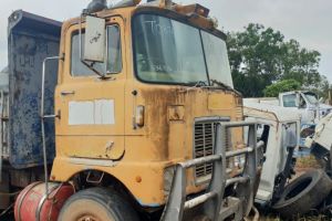 1976 Mack FR 