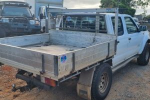 2005 Nissan Navara 