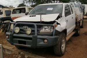 2005 Toyota HILUX 