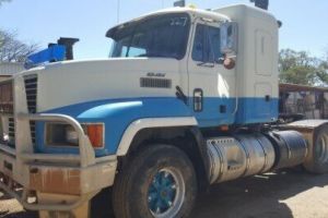1997 Mack CHR688 