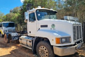 2003 Mack CH 