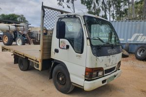 1998 Isuzu NKR200 