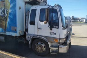 1999 Hino GD 