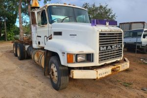 1997 Mack CHR