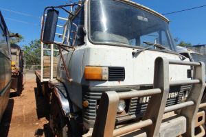 1984 Mitsubishi FM215 