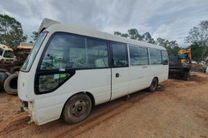 1998 Toyota Coaster 