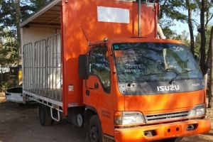 2004 Isuzu NQR
