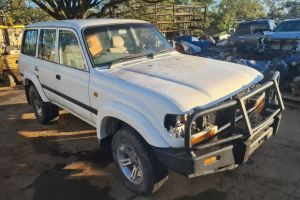 1996 Toyota LAND CRUISER 