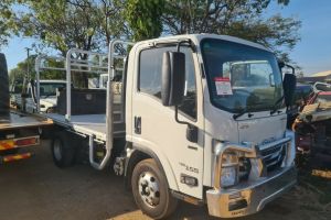 2023 Isuzu NPR