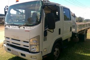 2011 Isuzu NPR