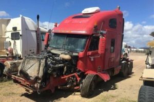 2004 Freightliner Century FLX