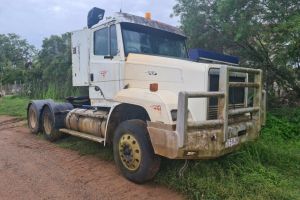 1997 Freightliner FLC112