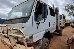 2004 Mitsubishi FG649 