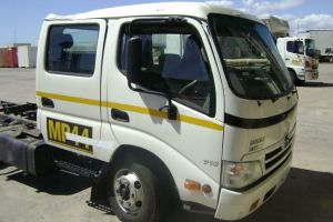 2011 Hino Dutro