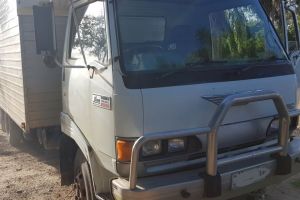 1990 Hino FC 1022-500 Series 