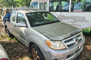 2005 Toyota Hilux 