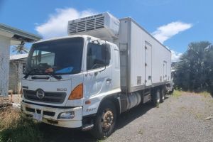 2009 Hino FL1J 