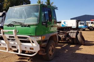2002 Hino FM Shrike 