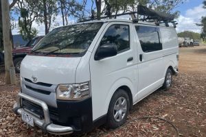 2016 Toyota HiAce 