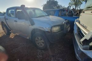 2006 Mitsubishi Triton 