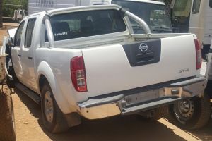2006 Nissan Navara 